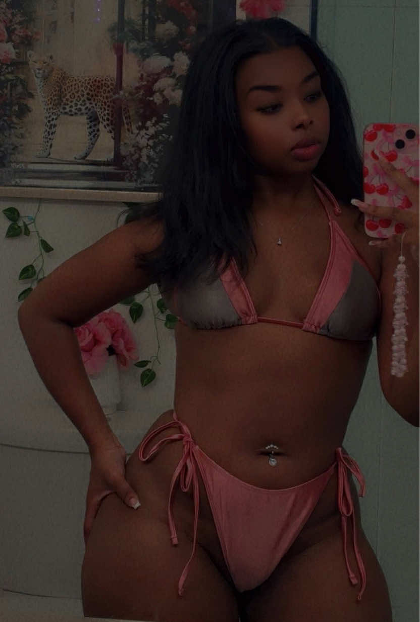@Thechocolatecanvas 💋