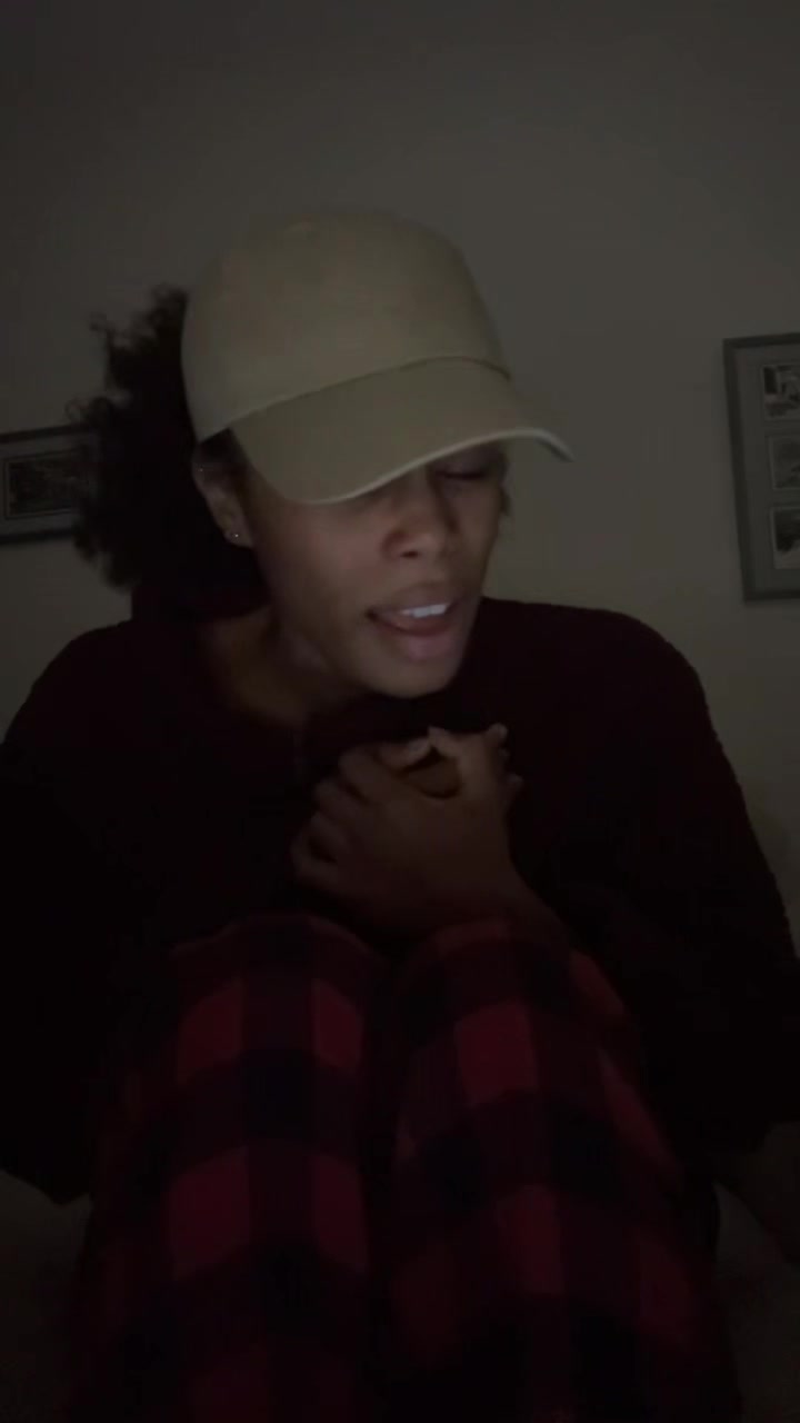 @Hey.
