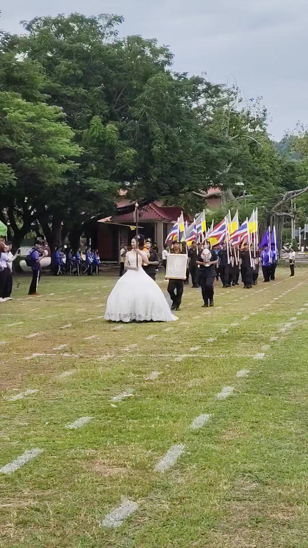 @อ.เต้ย บึงสามพัน