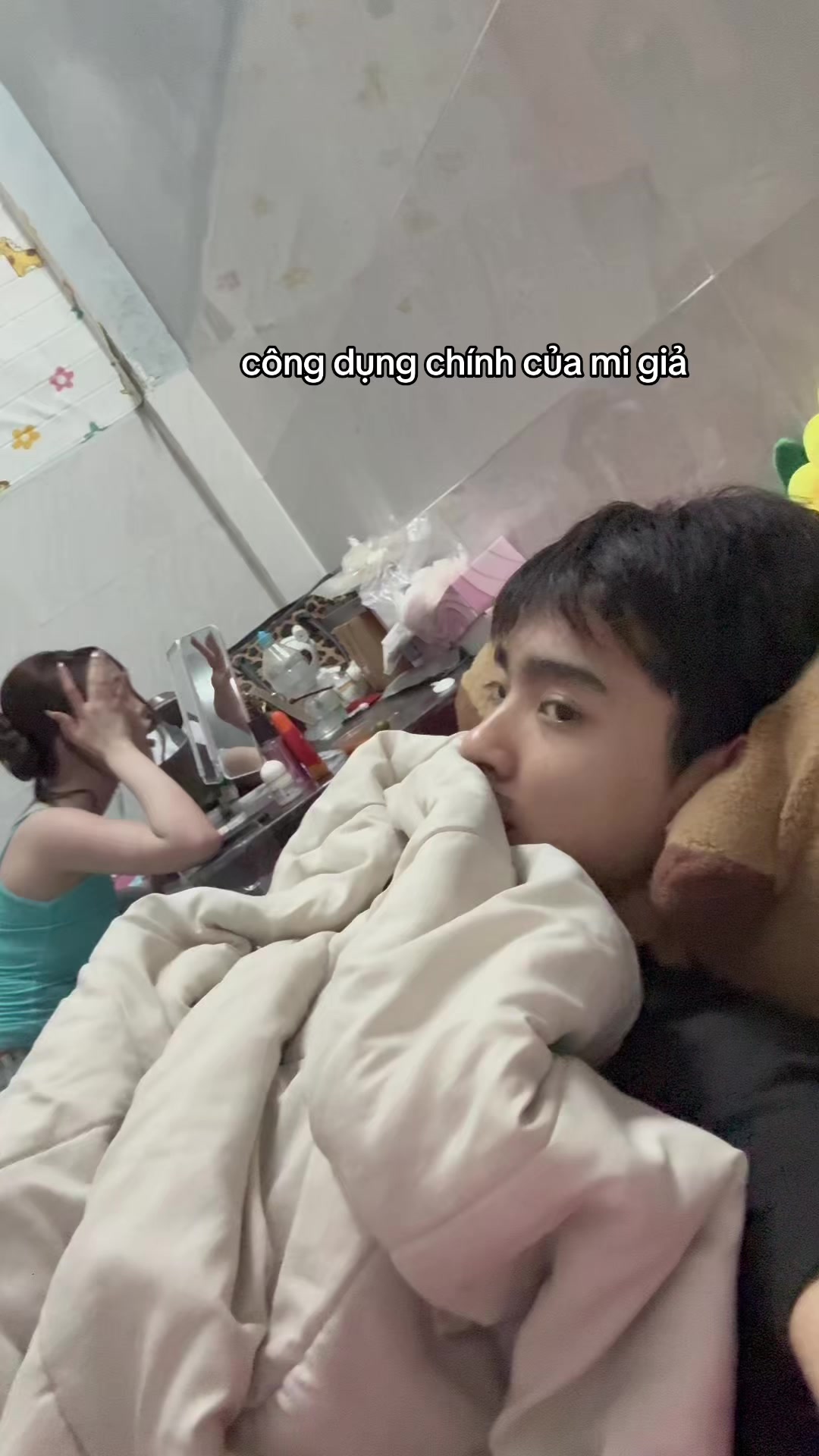 @hề và tơ