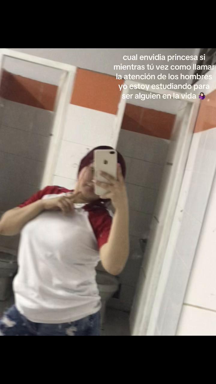 @Valentina