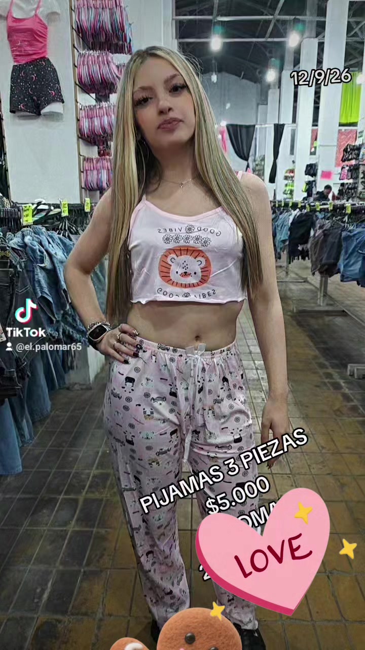 @LA FERIAA DE LA ROPA