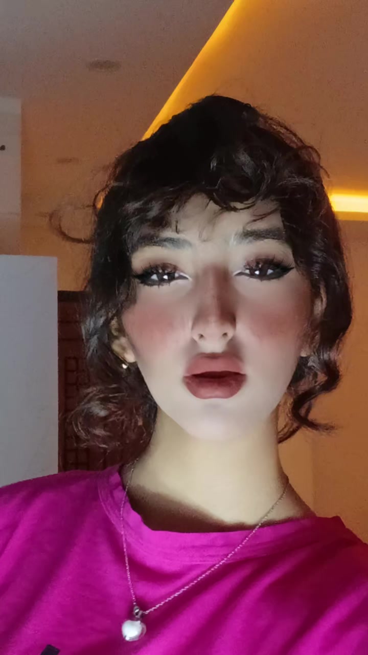 @Donya🫐