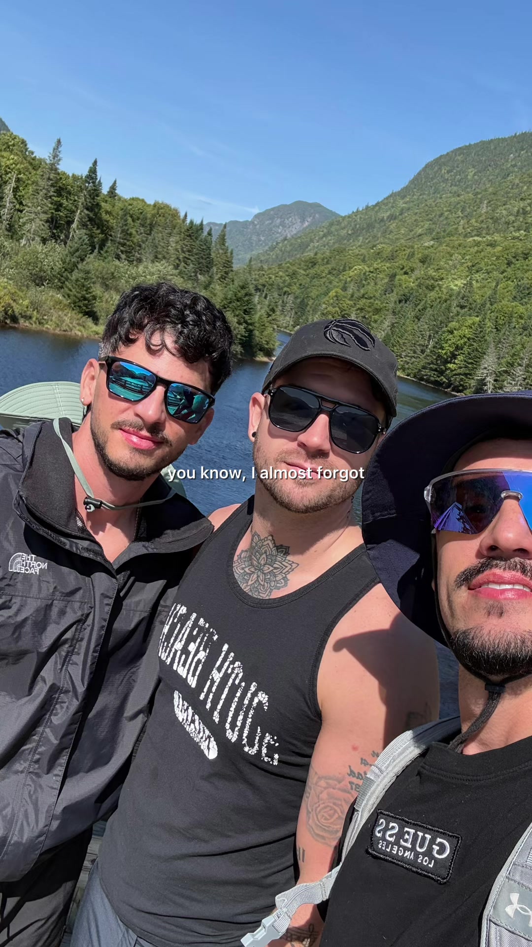 @Alejandro ๐ฆ
๐๐