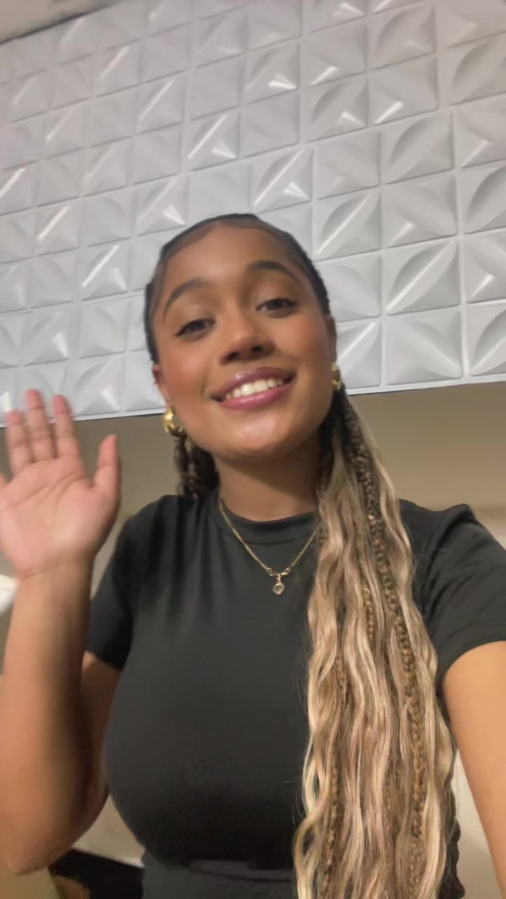 @iwishiwasanormalgirl
