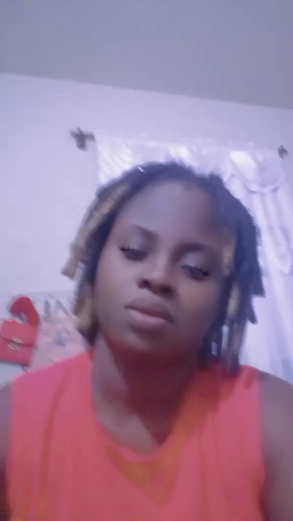 @Christine Louis