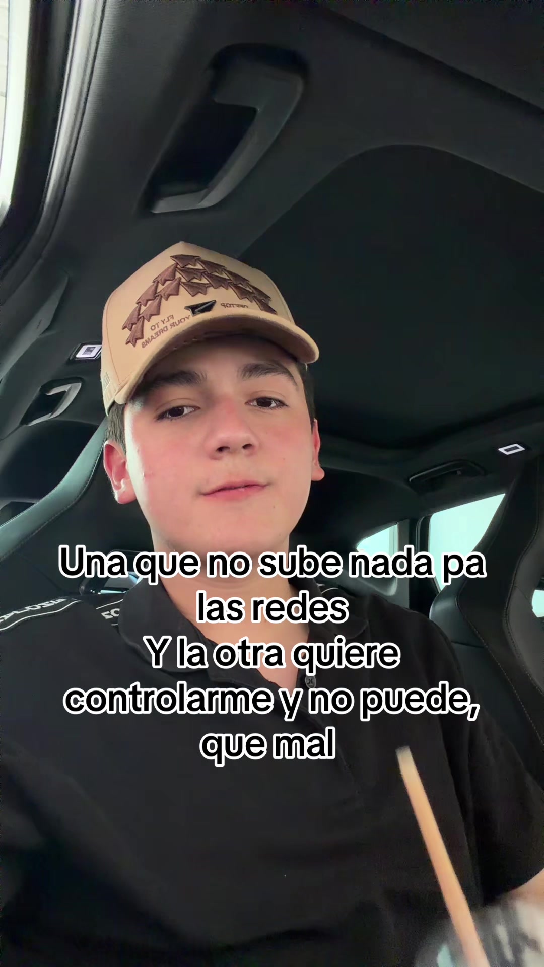 @Elpilotito