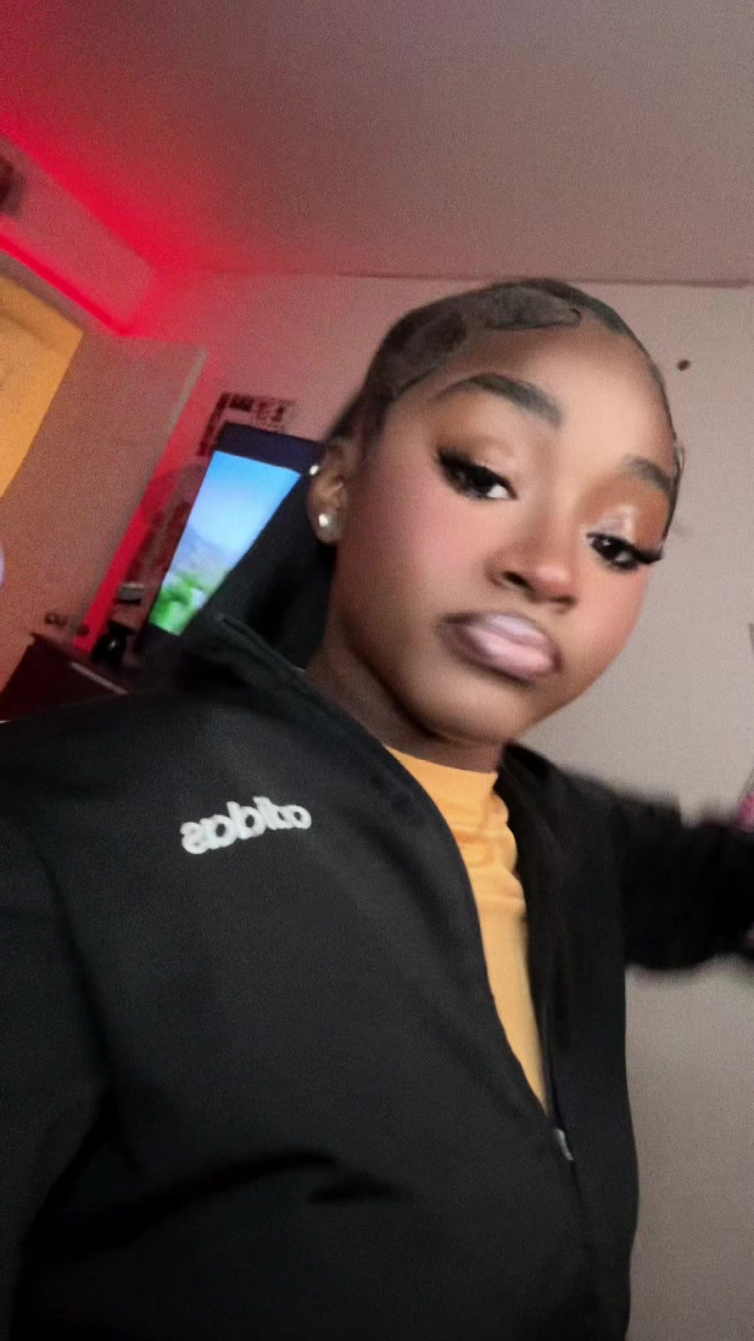 @mya