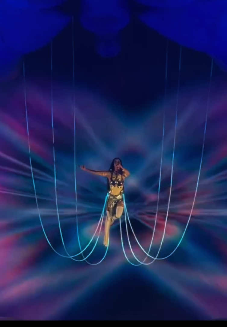 @EL MULTIVERSO DE KATY PERRY ♾️