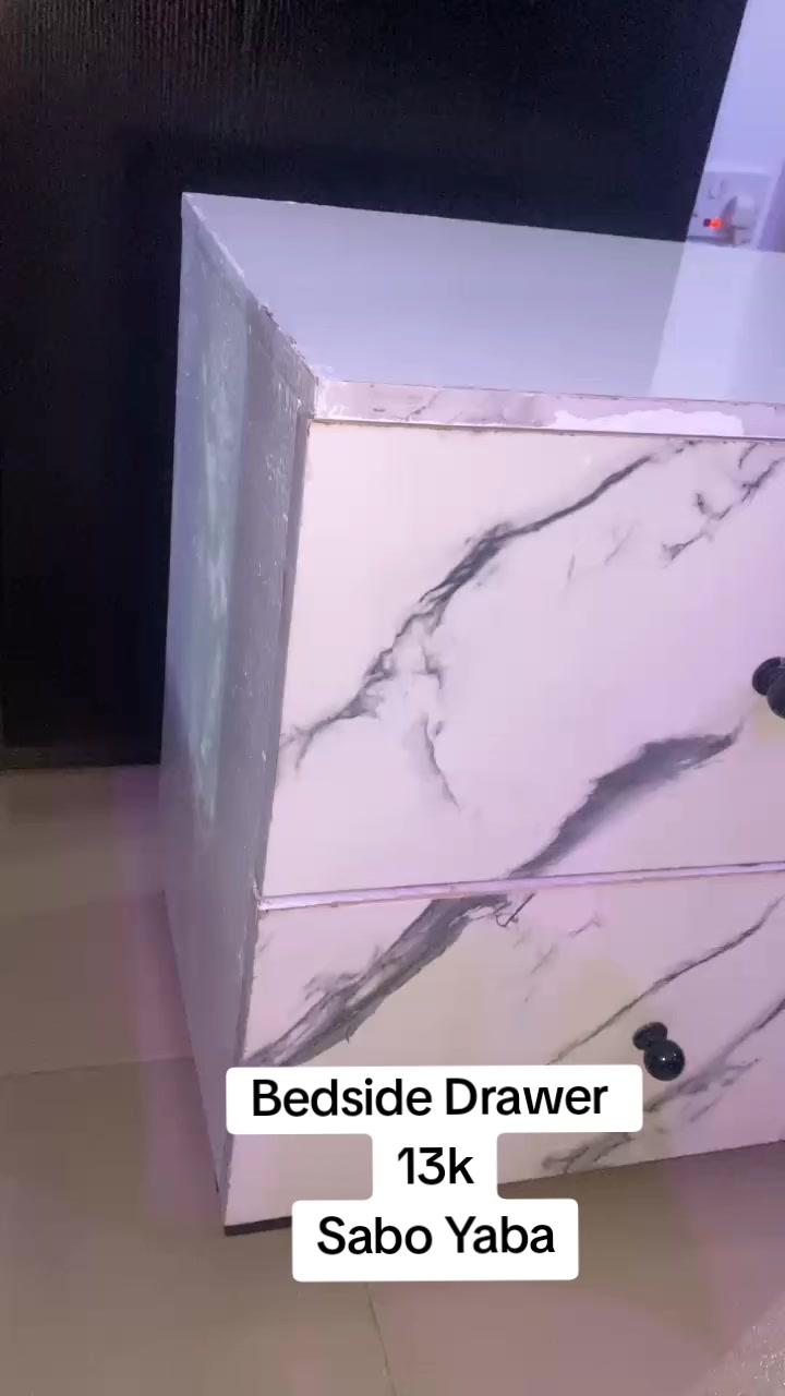 @DECLUTTER IN LAGOS