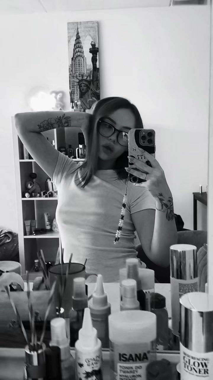 @𝓜💅🏼