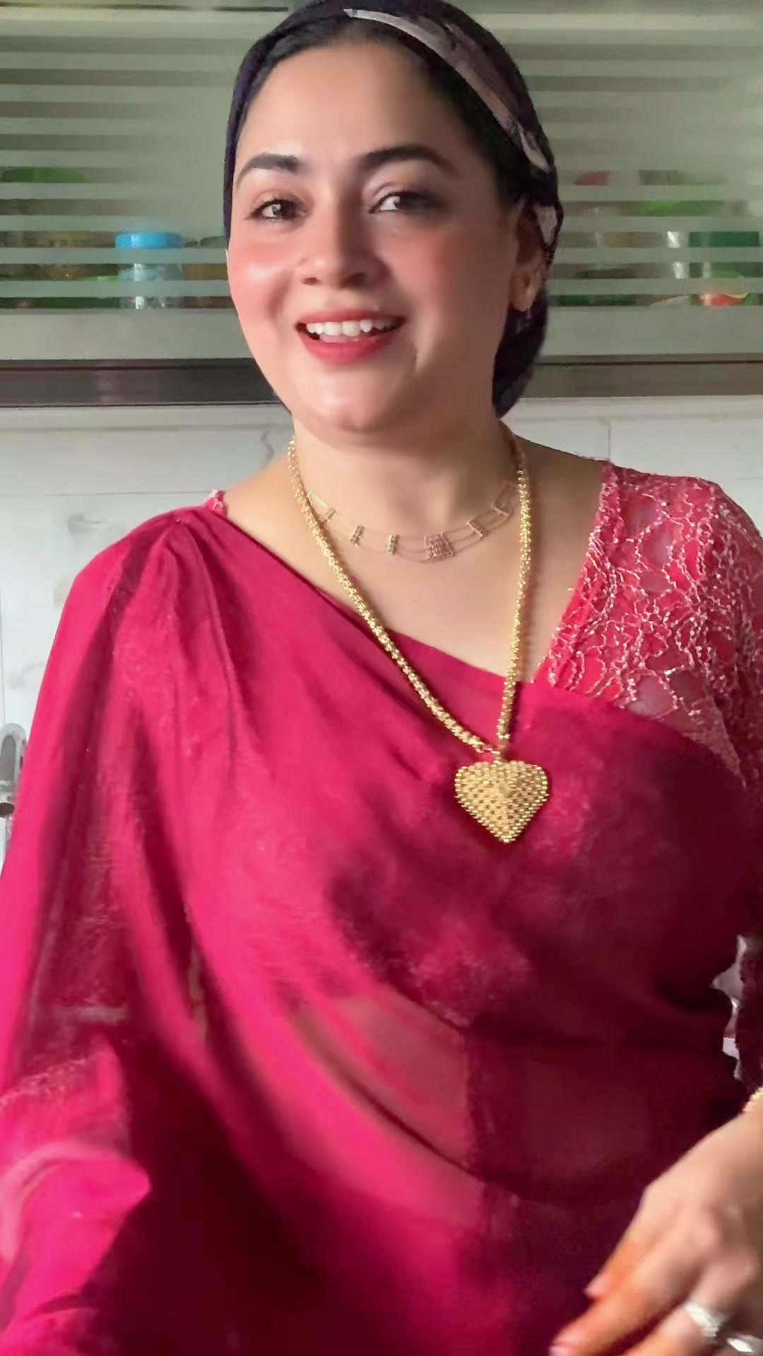 @പോന്നു മിന്നു