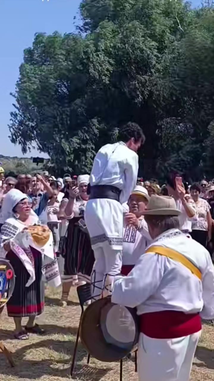 @꧁🦅 ᏙႮᏞͲႮᎡႮᏞ🦅꧂