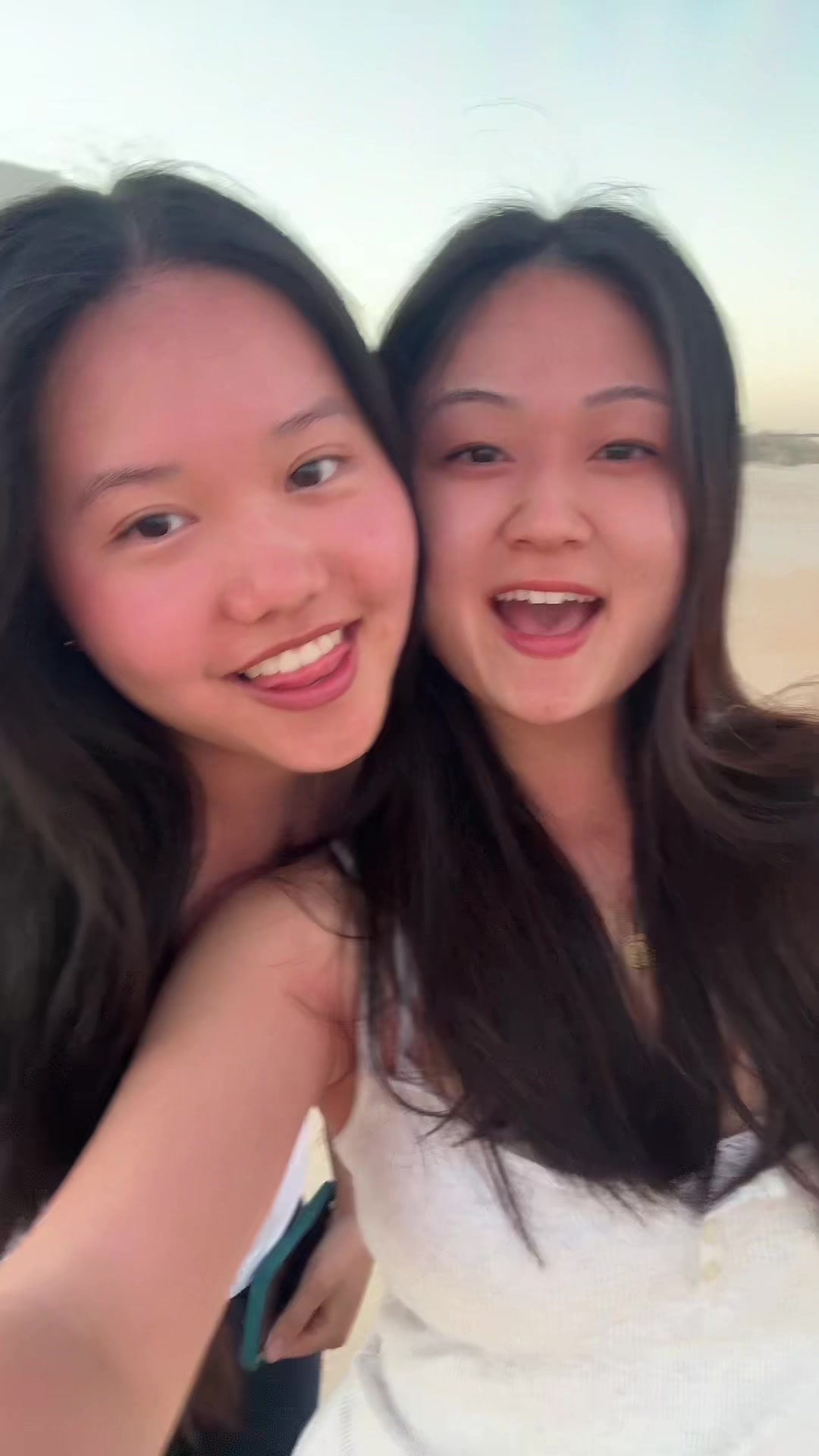 @caicai