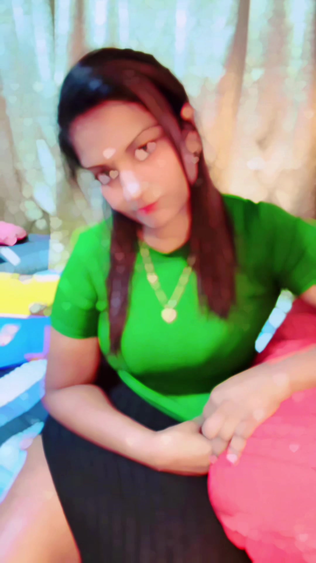 @Malini🖤💚✨🌻