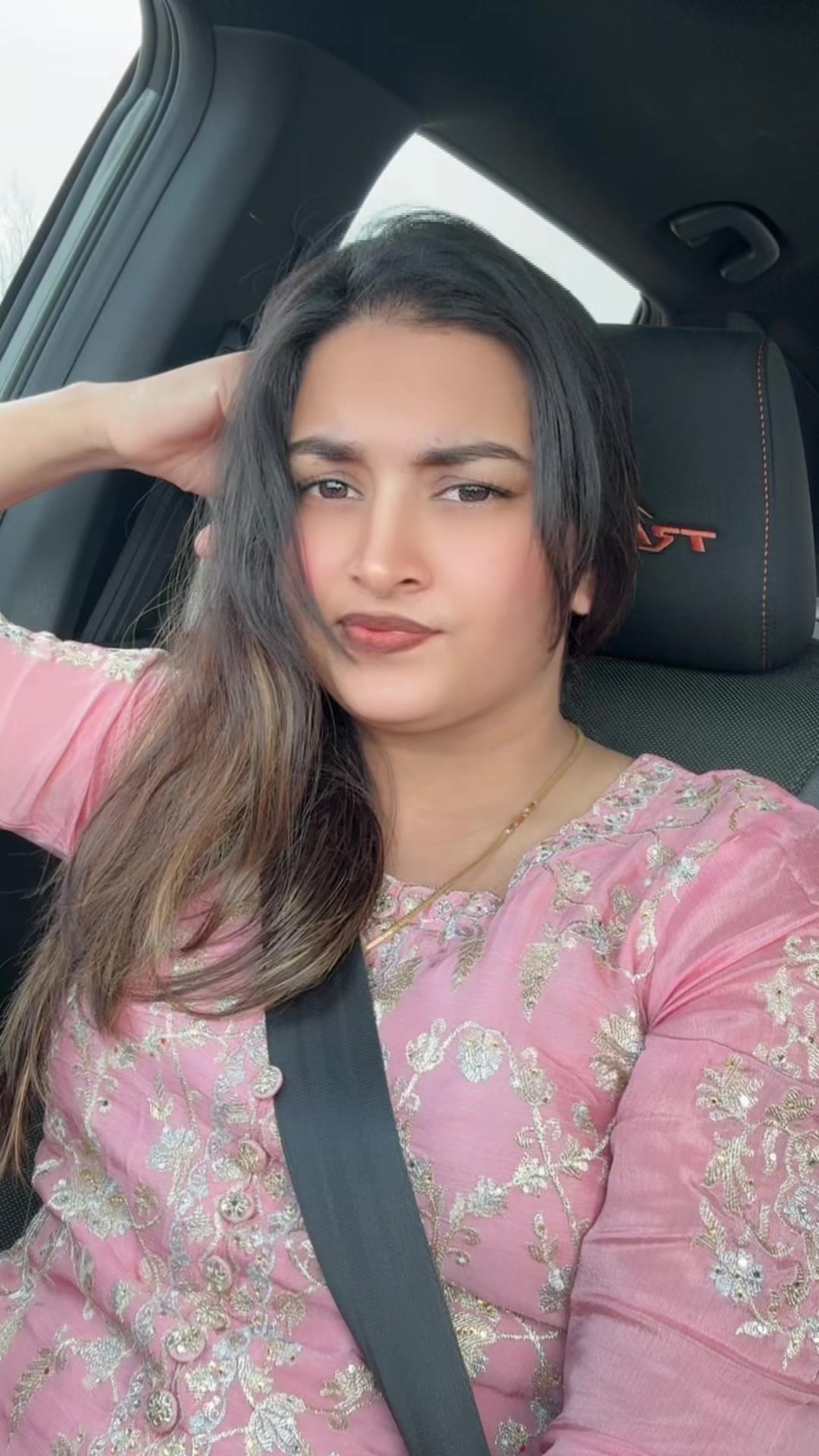 @Officialjeeti