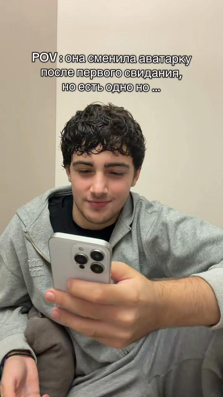 @🕶️