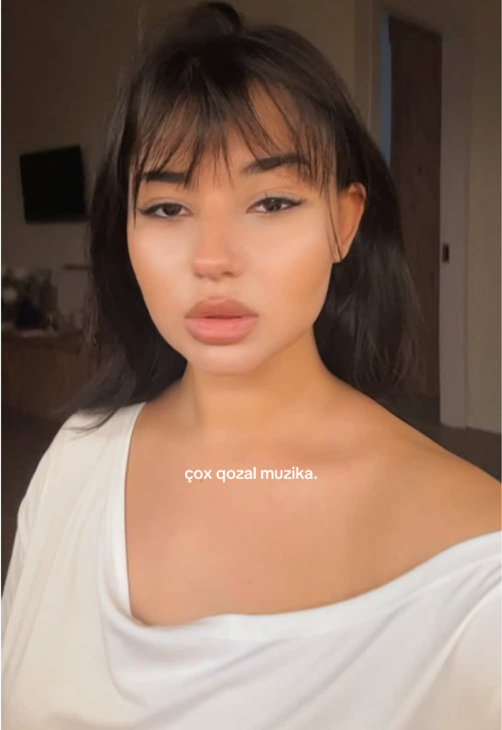 @hq.jm