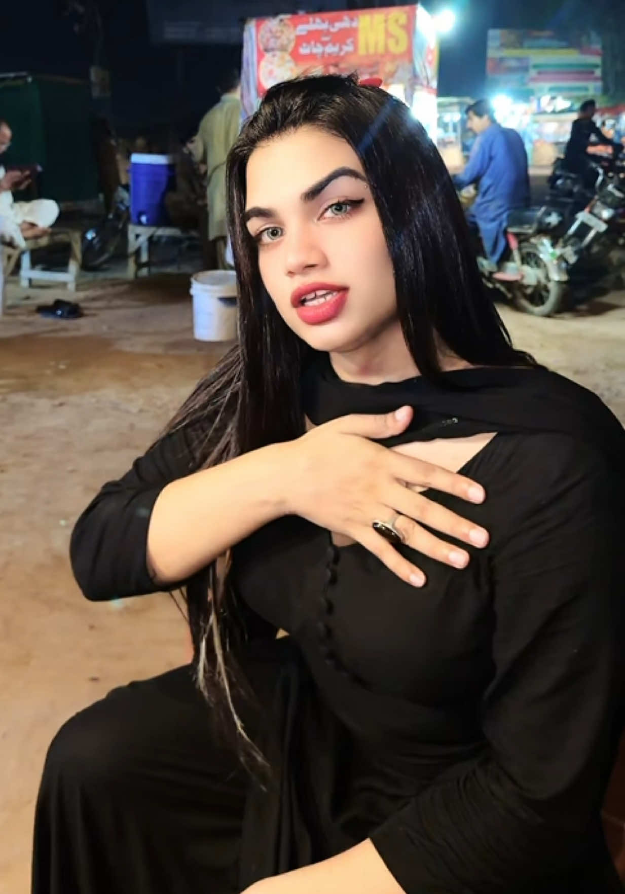 @Noor Superstar 🥀