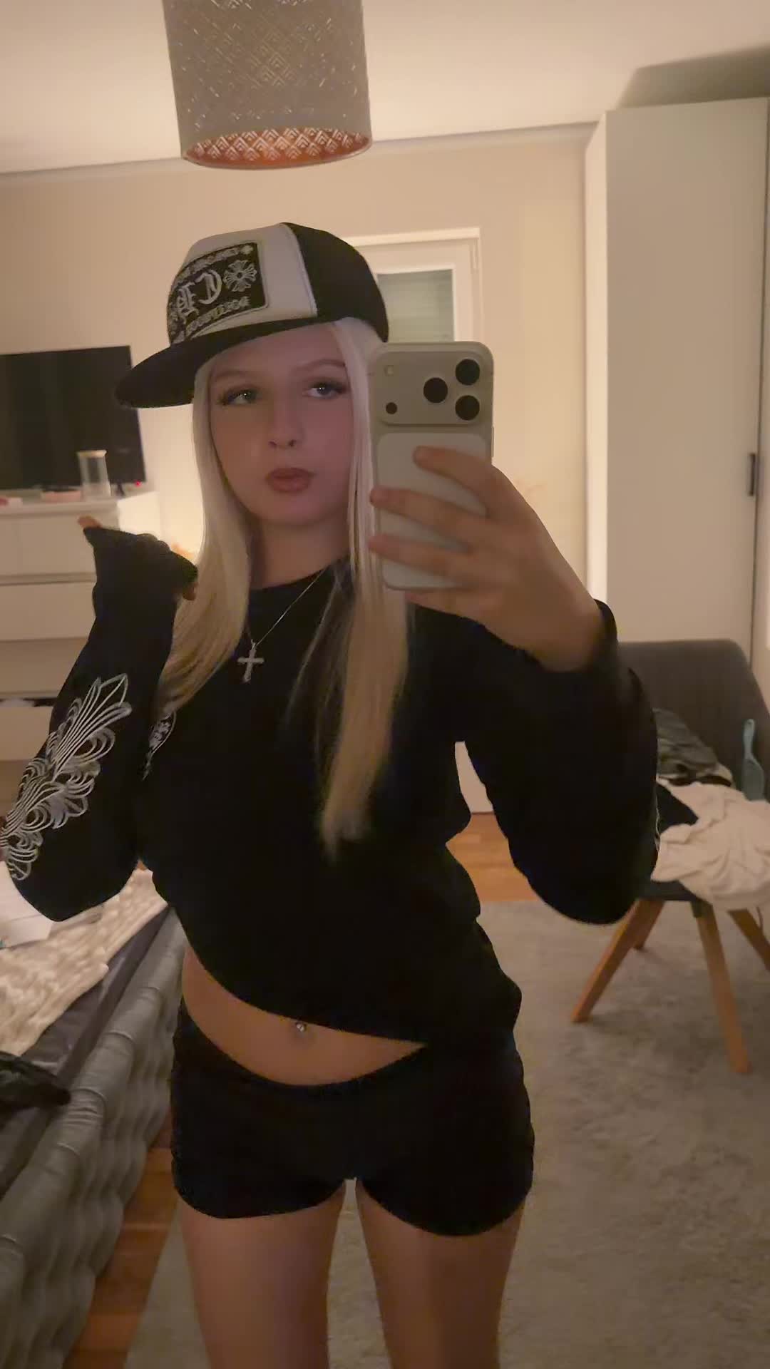@𝐄𝐦𝐢𝐥𝐢𝐚