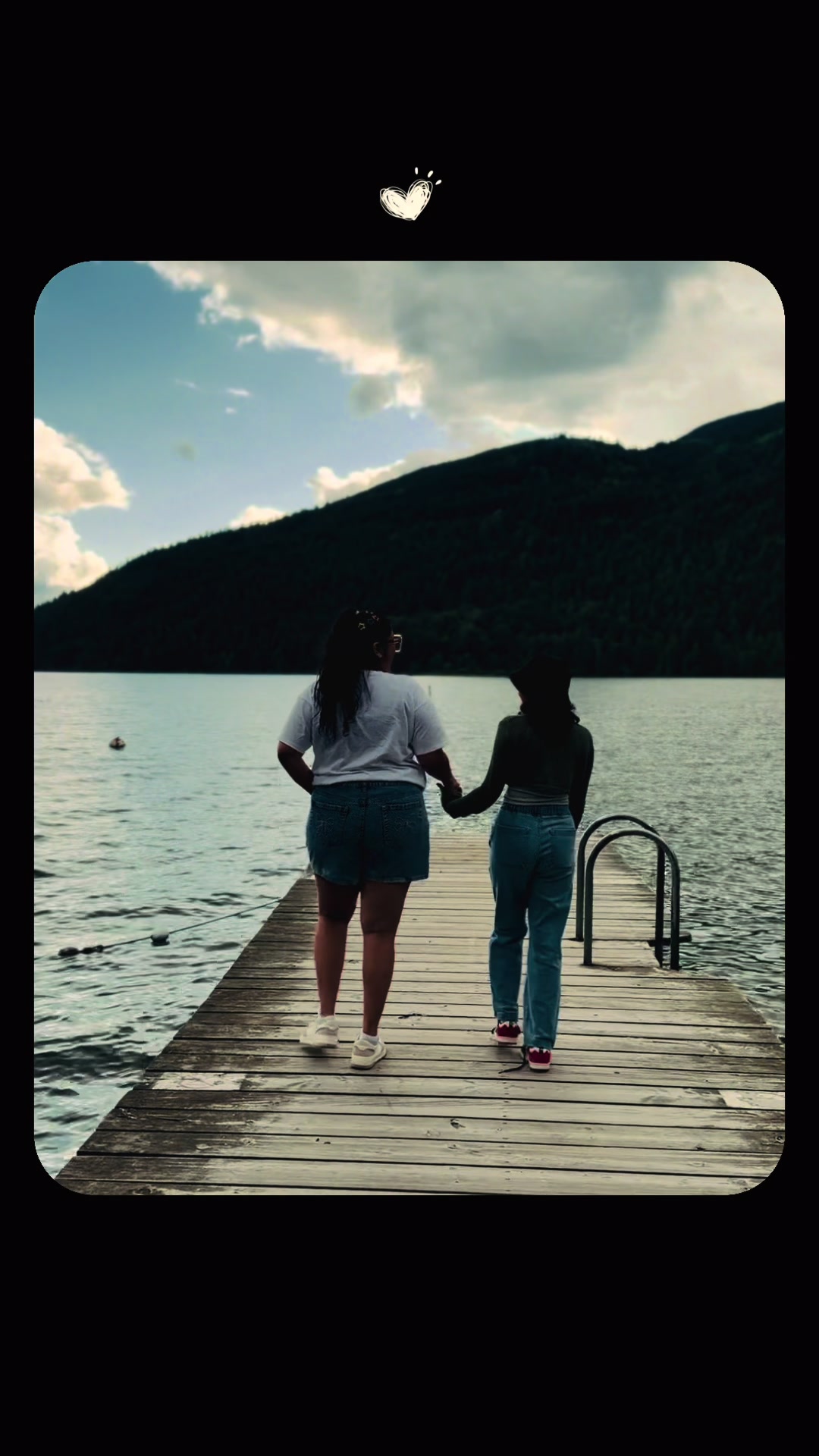 @Lily 🌸🇱🇰🇨🇦