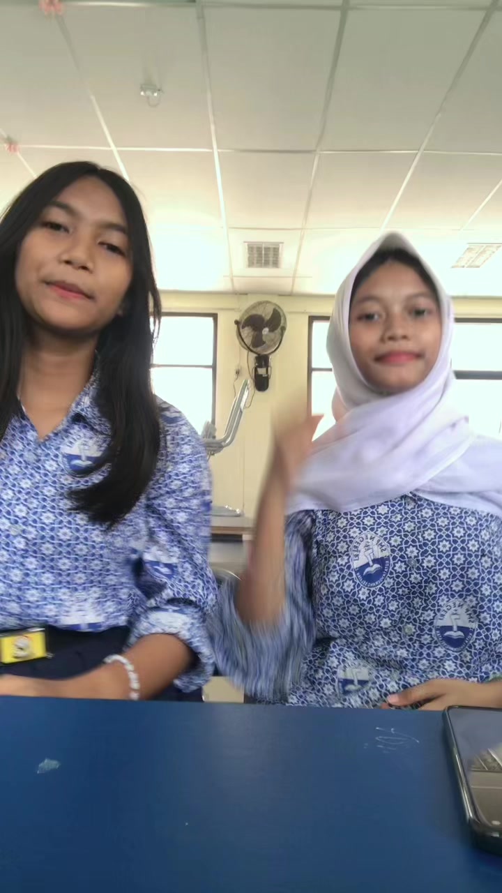 @low’sly