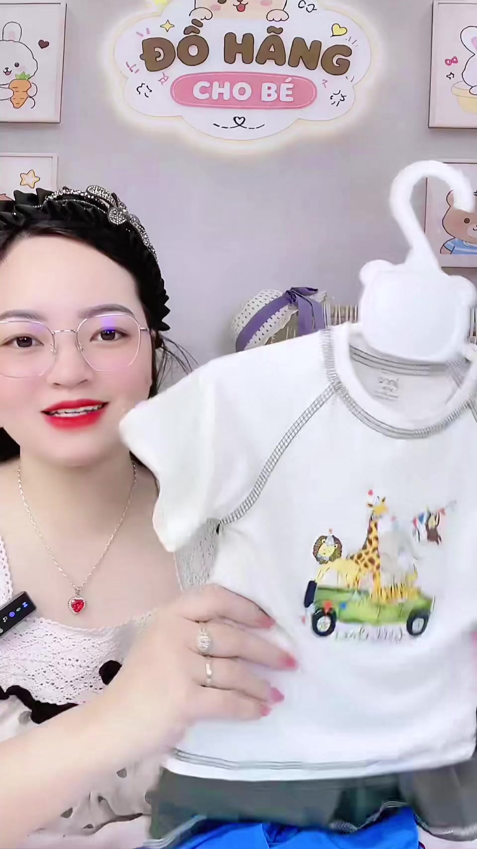 @Đồ h&atilde;ng b&eacute; y&ecirc;u