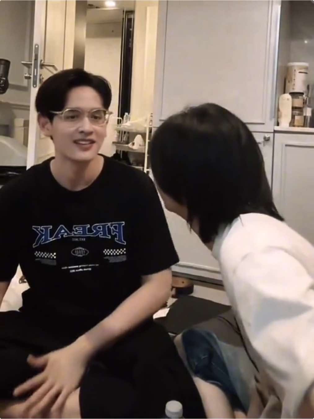 @moonli9ht