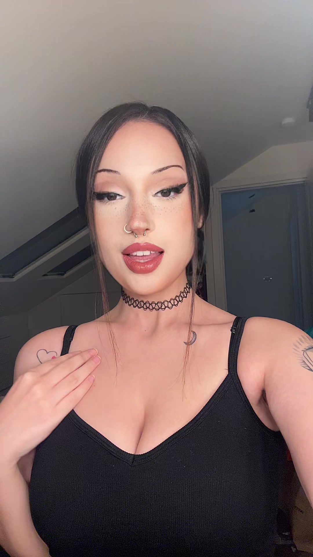 @Icy ❄️