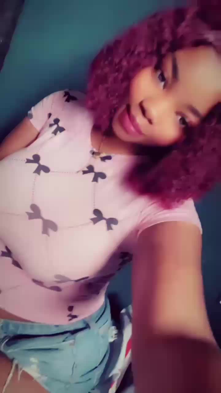 @Different~Berry~Hairs🛍️😌💕