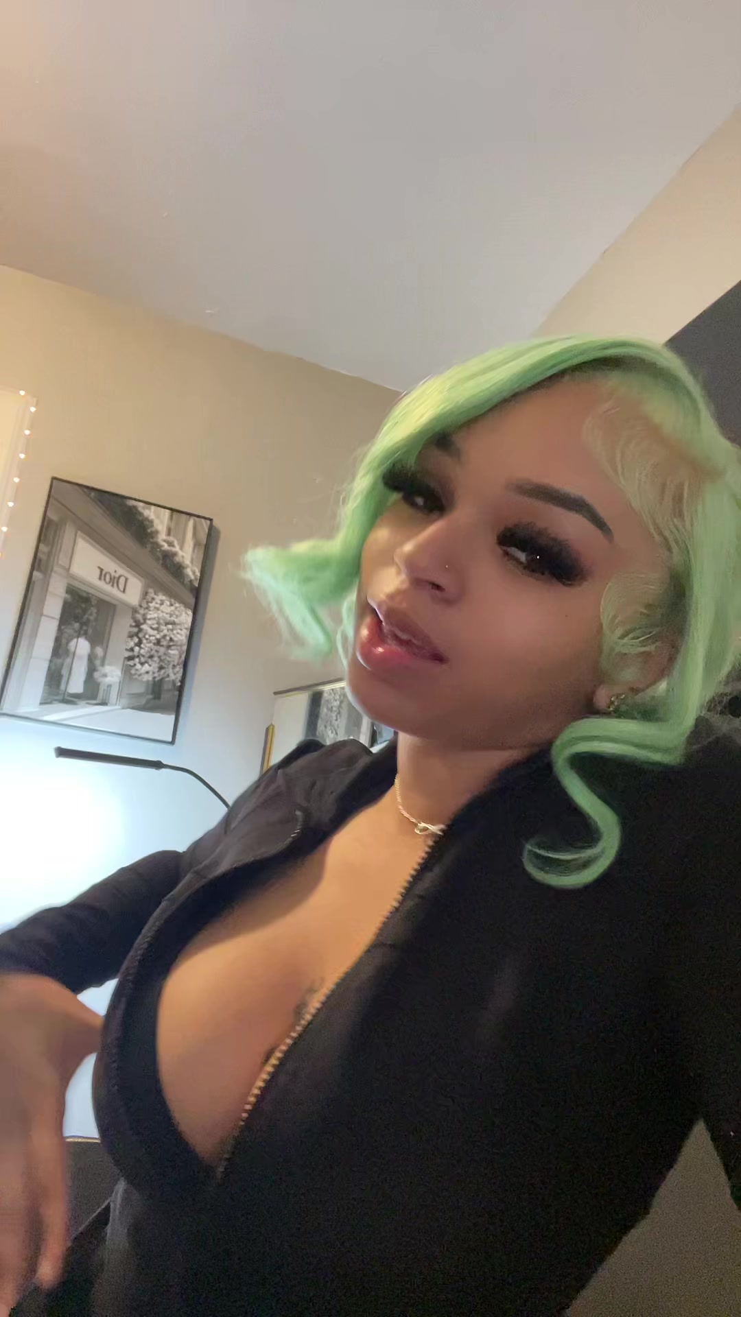 @Amya Lana&eacute;