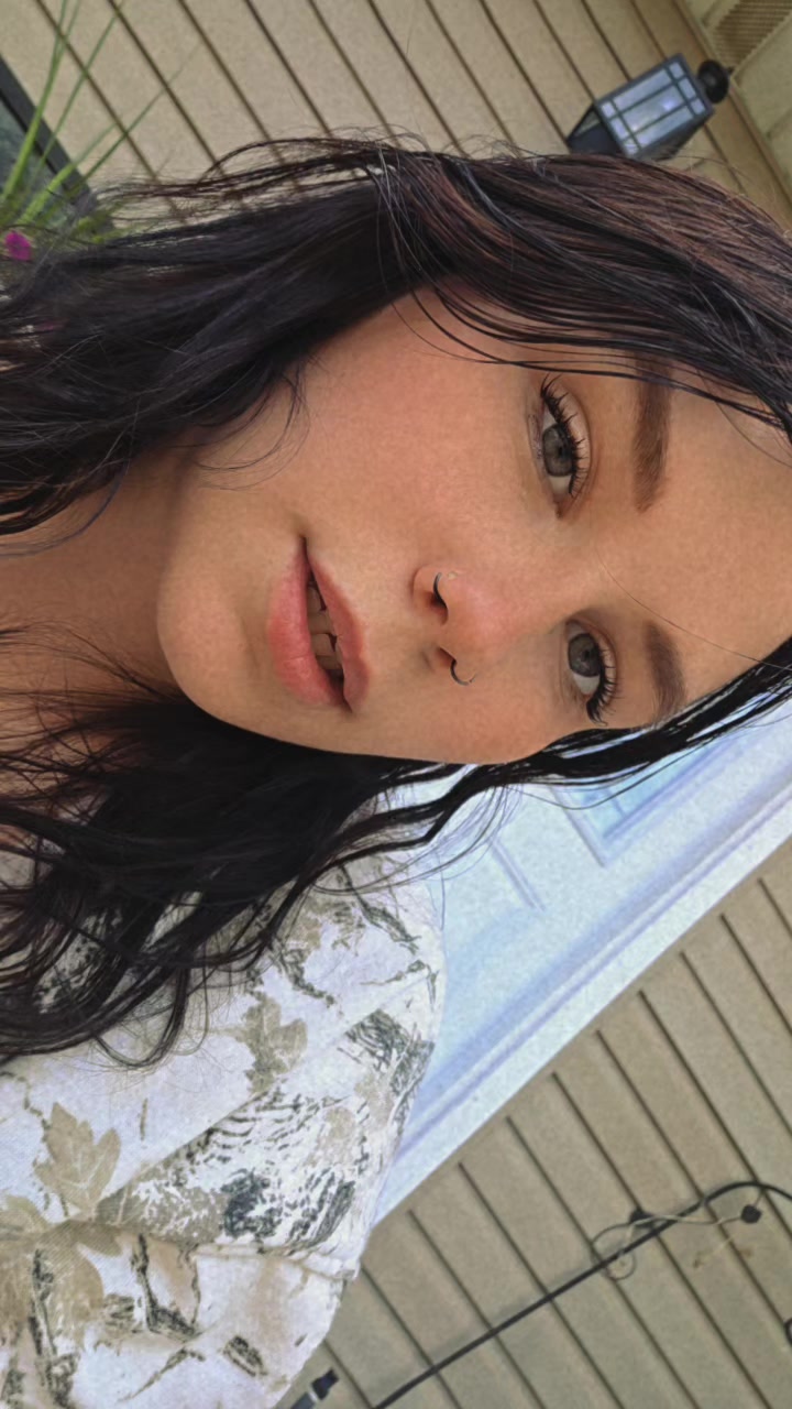 @RayneBow🖤🌈