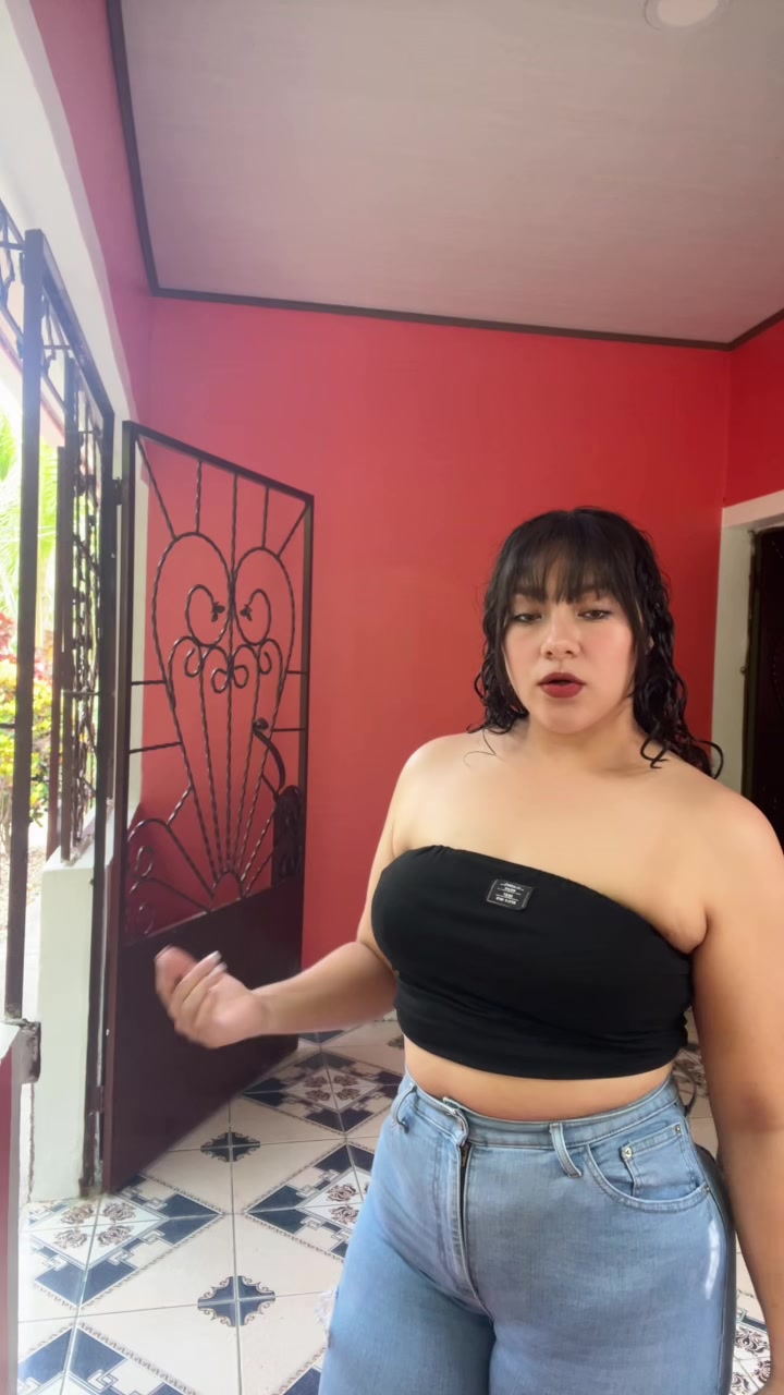 @ERIKA🐈👑