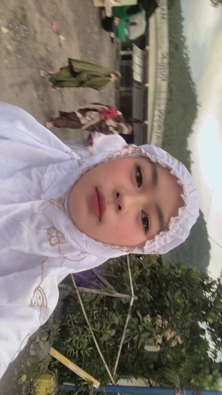 @Liklik