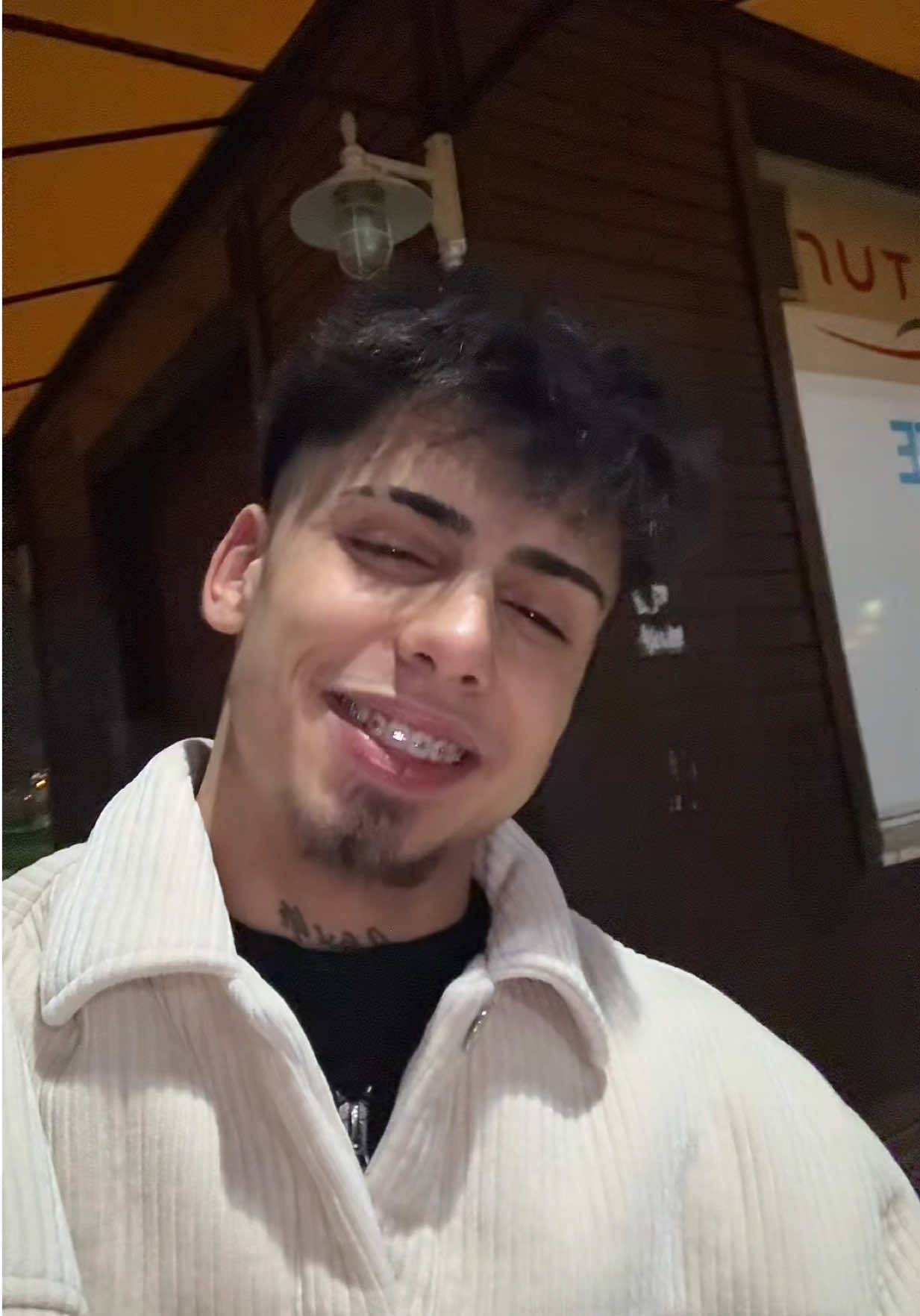 @M