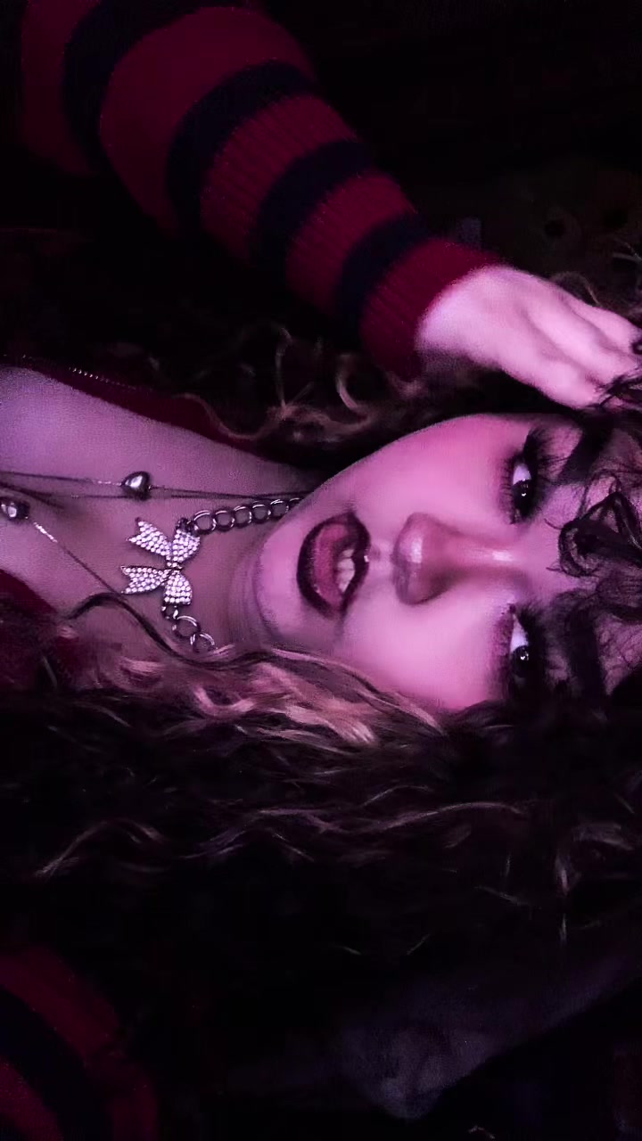 @JazzyCake