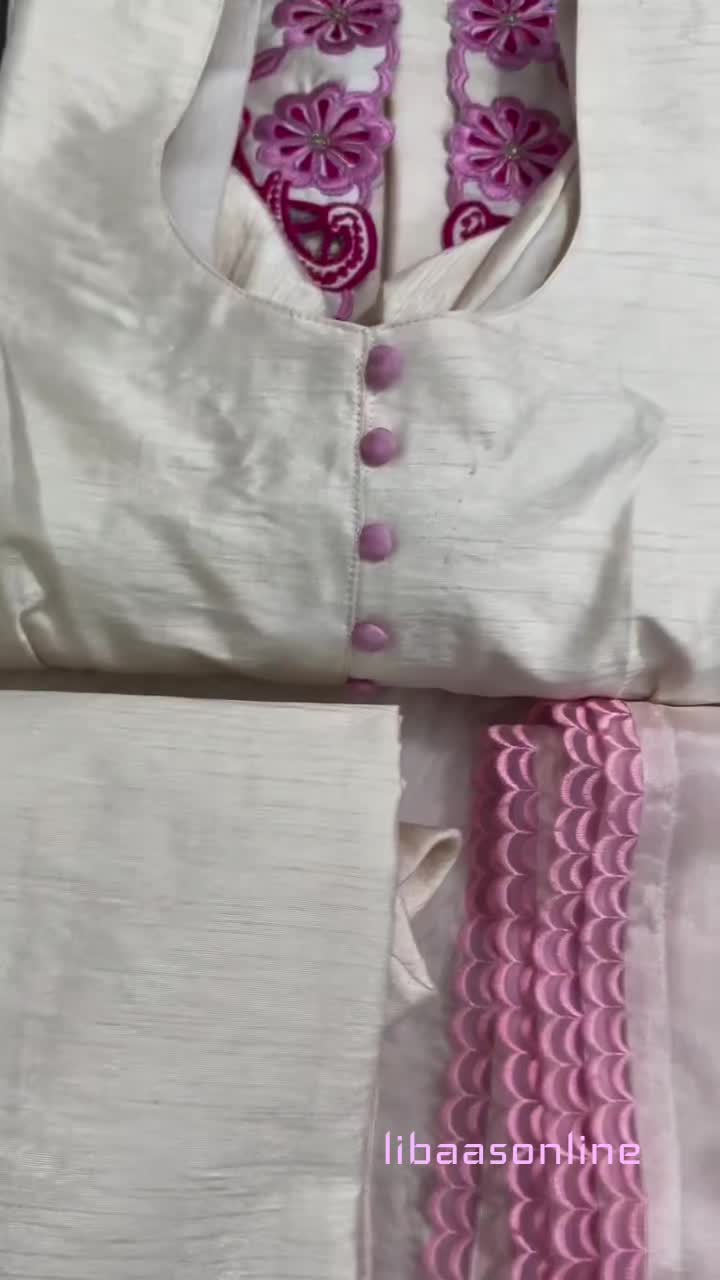 @ਲਿਬਾਸ by ਕੌਰ