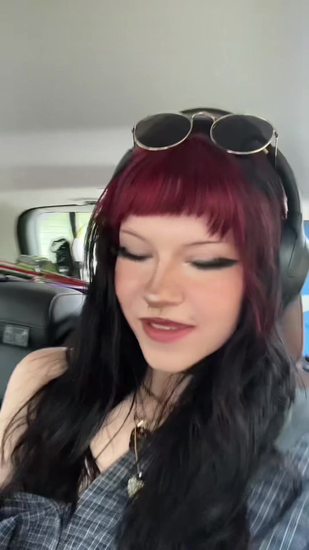 @Maya 🖤 (#1 Besitos Fan)