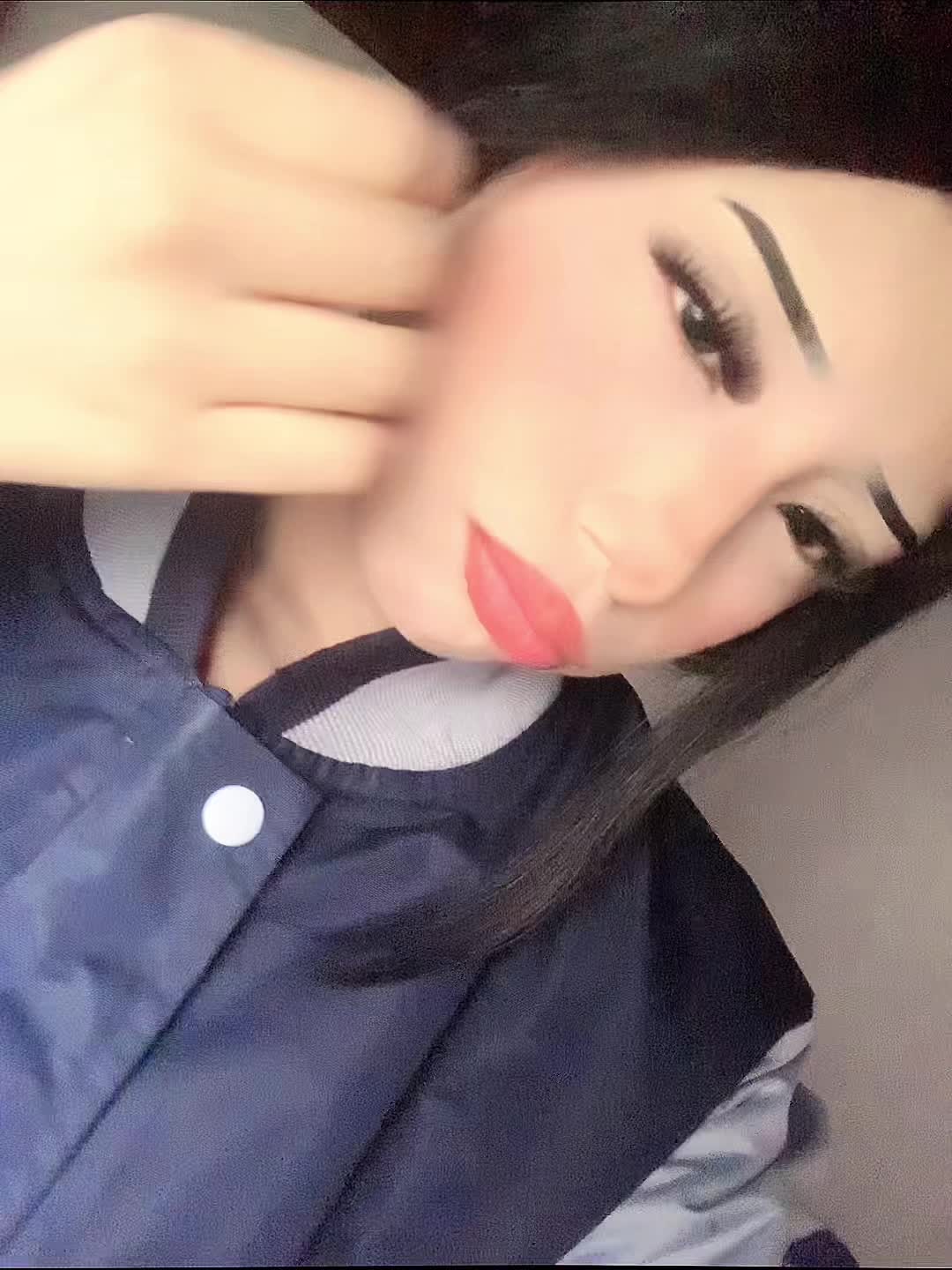 @𝓜𝓮𝓷𝓲𝓽𝓪