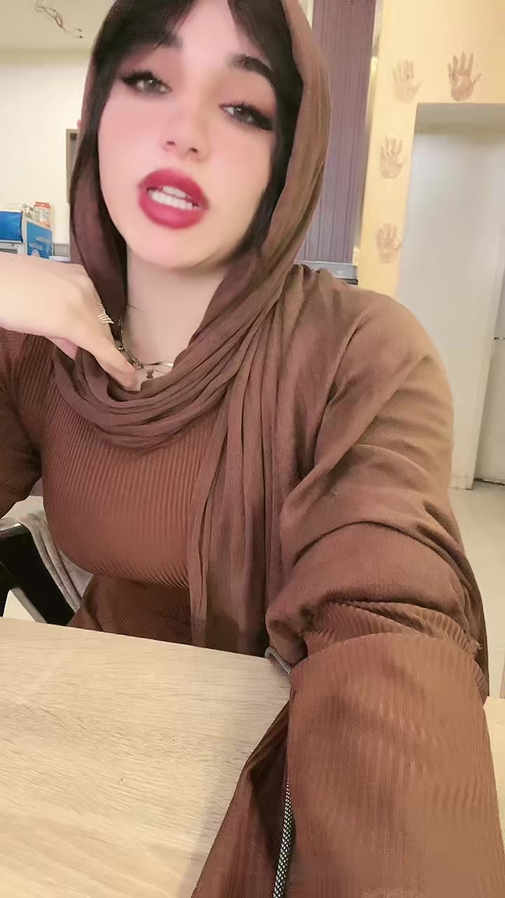 @AMiRA 🦋🌹