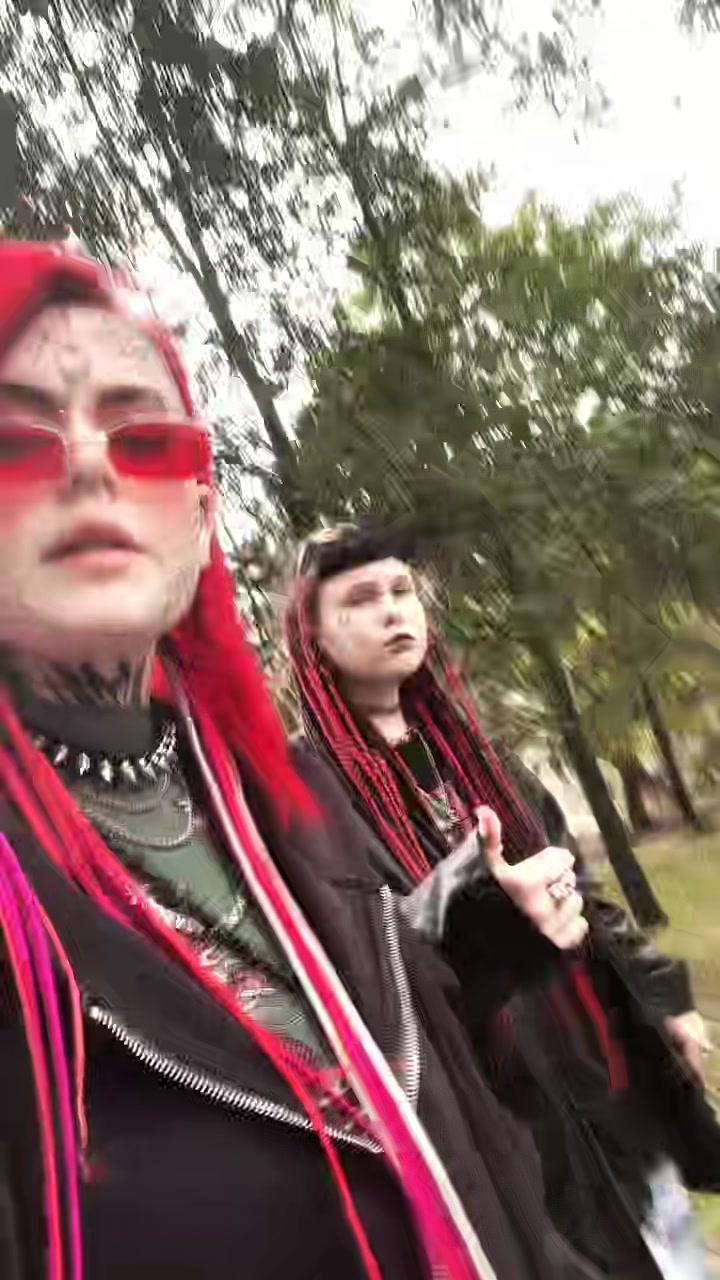 @❤️чТо То На КрАсНоМ❤️