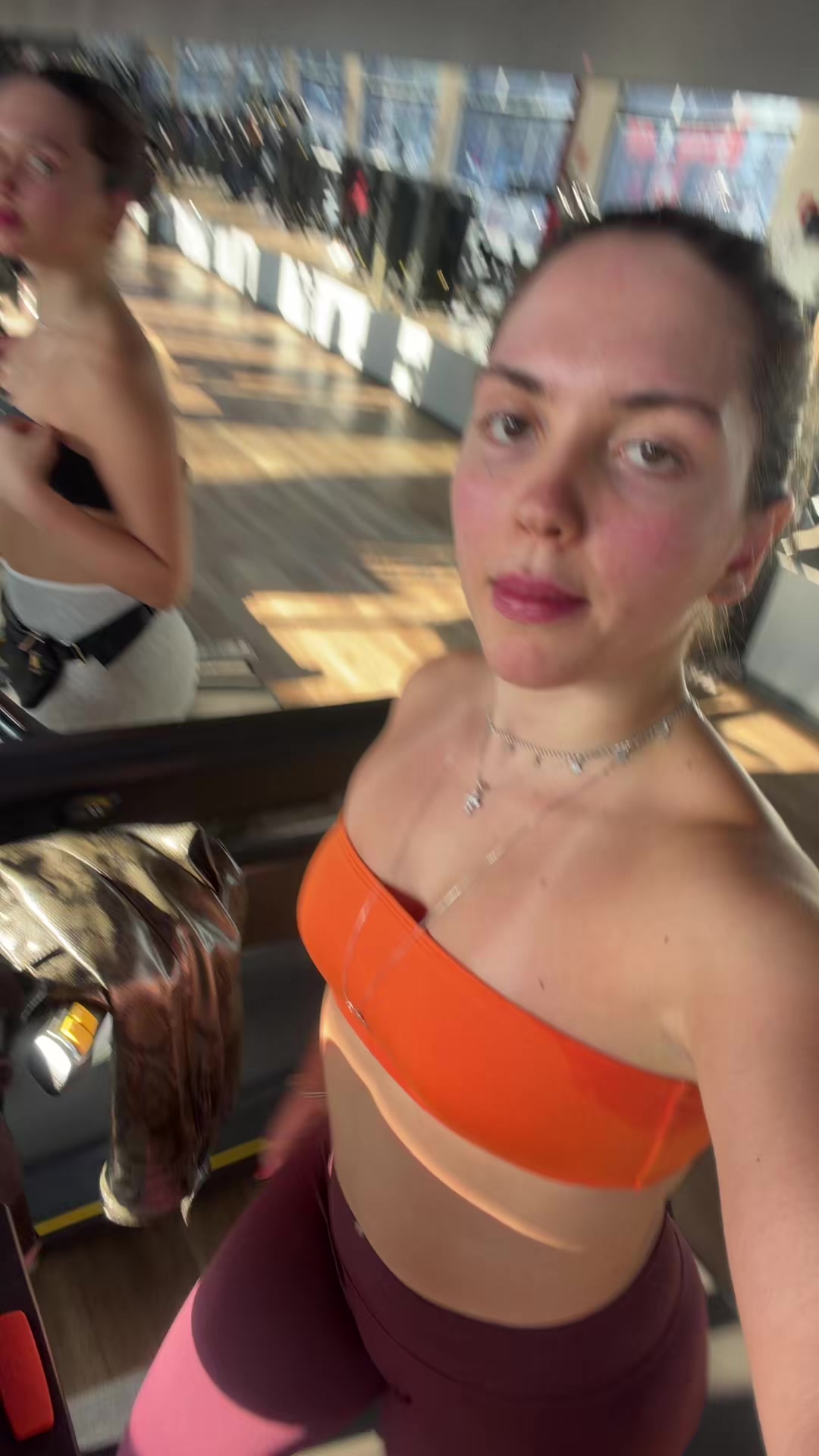 @Mariagemeaoficial