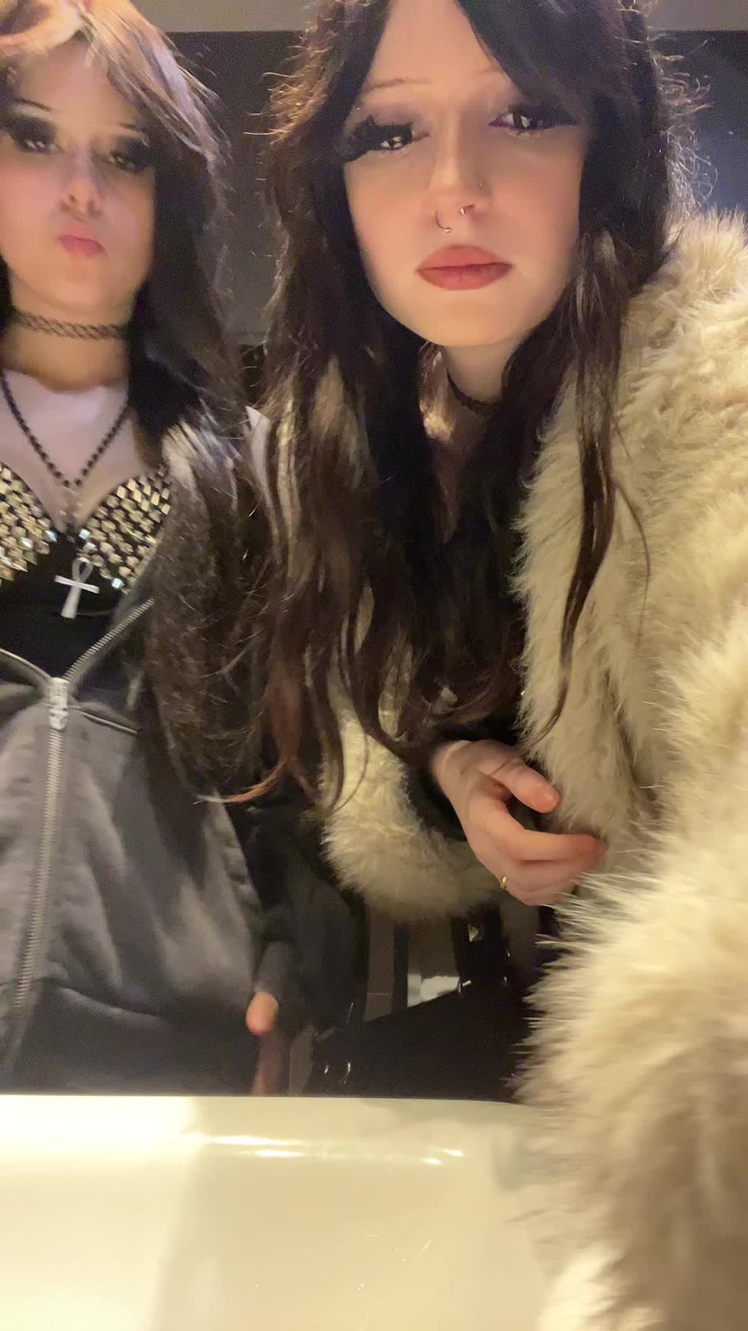 @sabrina🦇