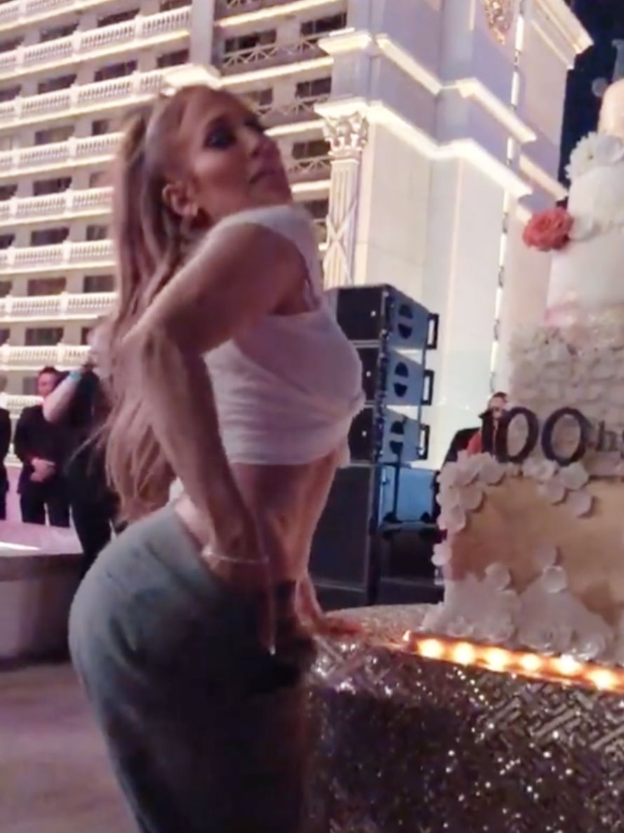 @Jennifer Lopez
