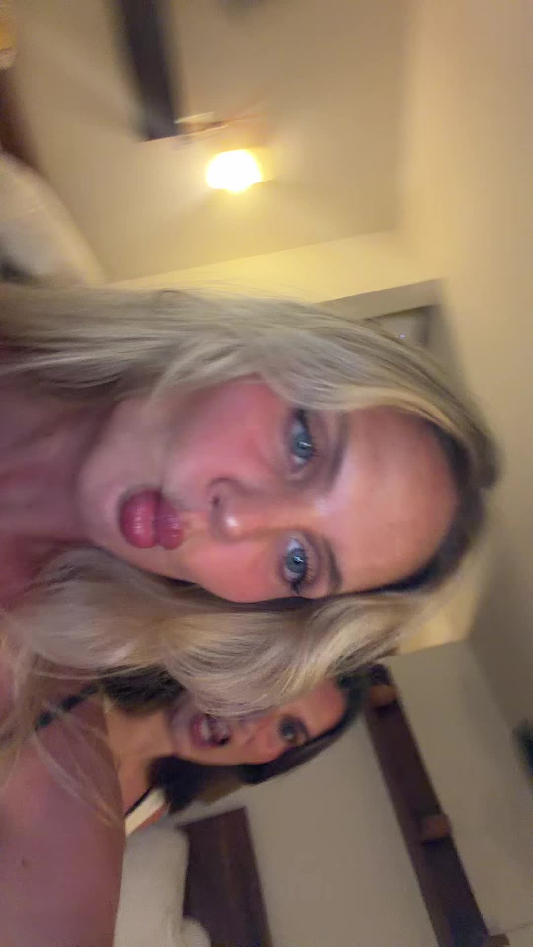 @Lo