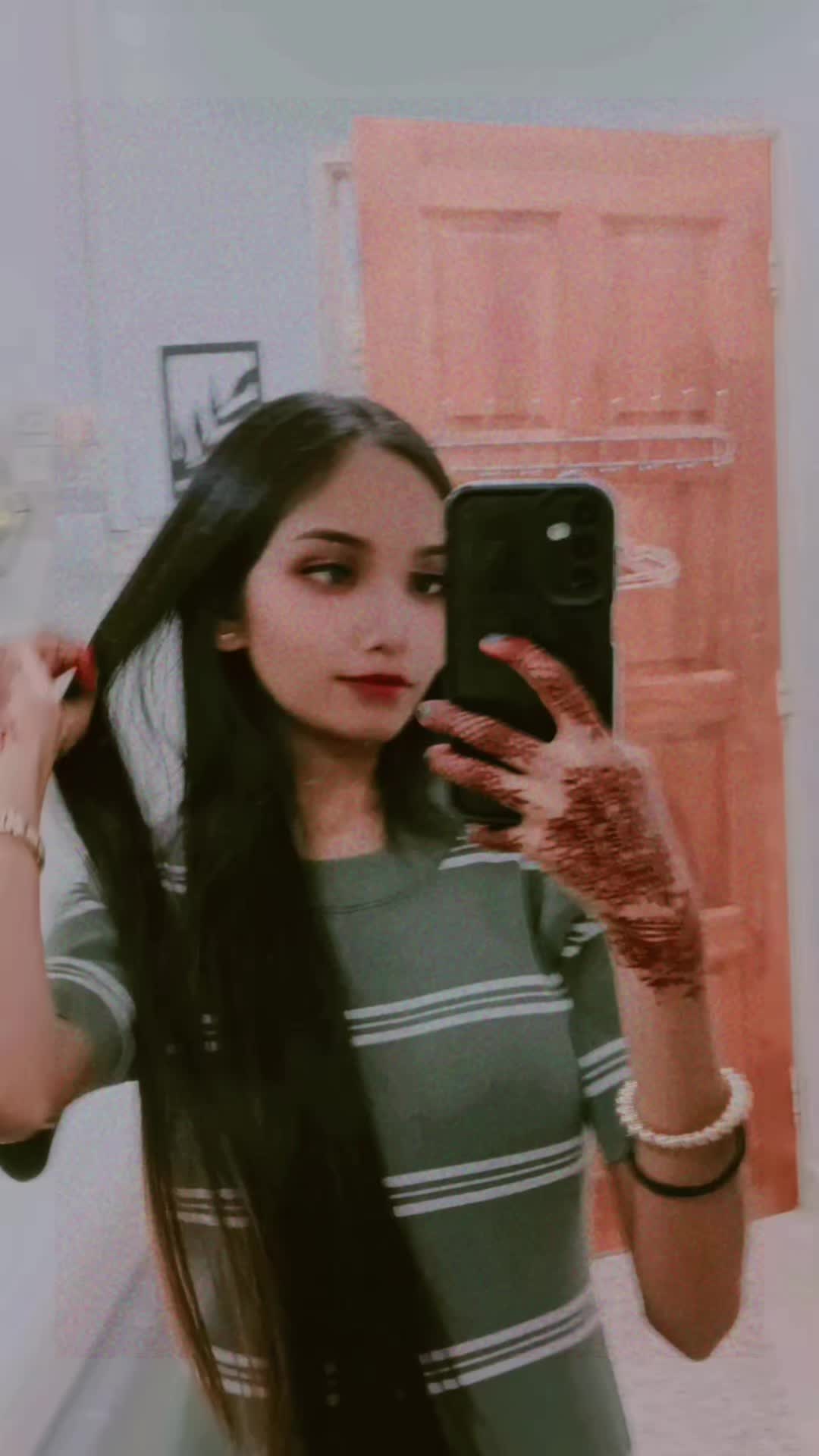 @Sarvataa 19💚