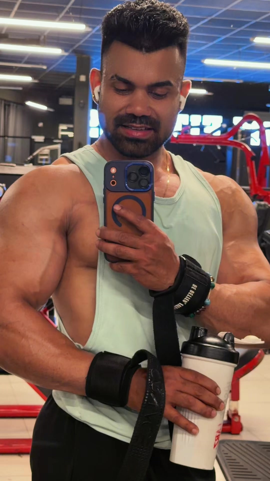 @Shehan Hettiarachchi🏋♀️🇱🇰