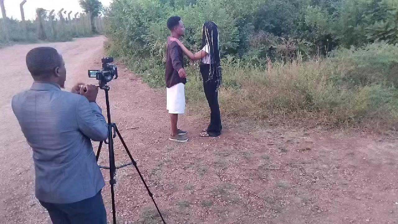 @Goyo Katumbaku kipozeo