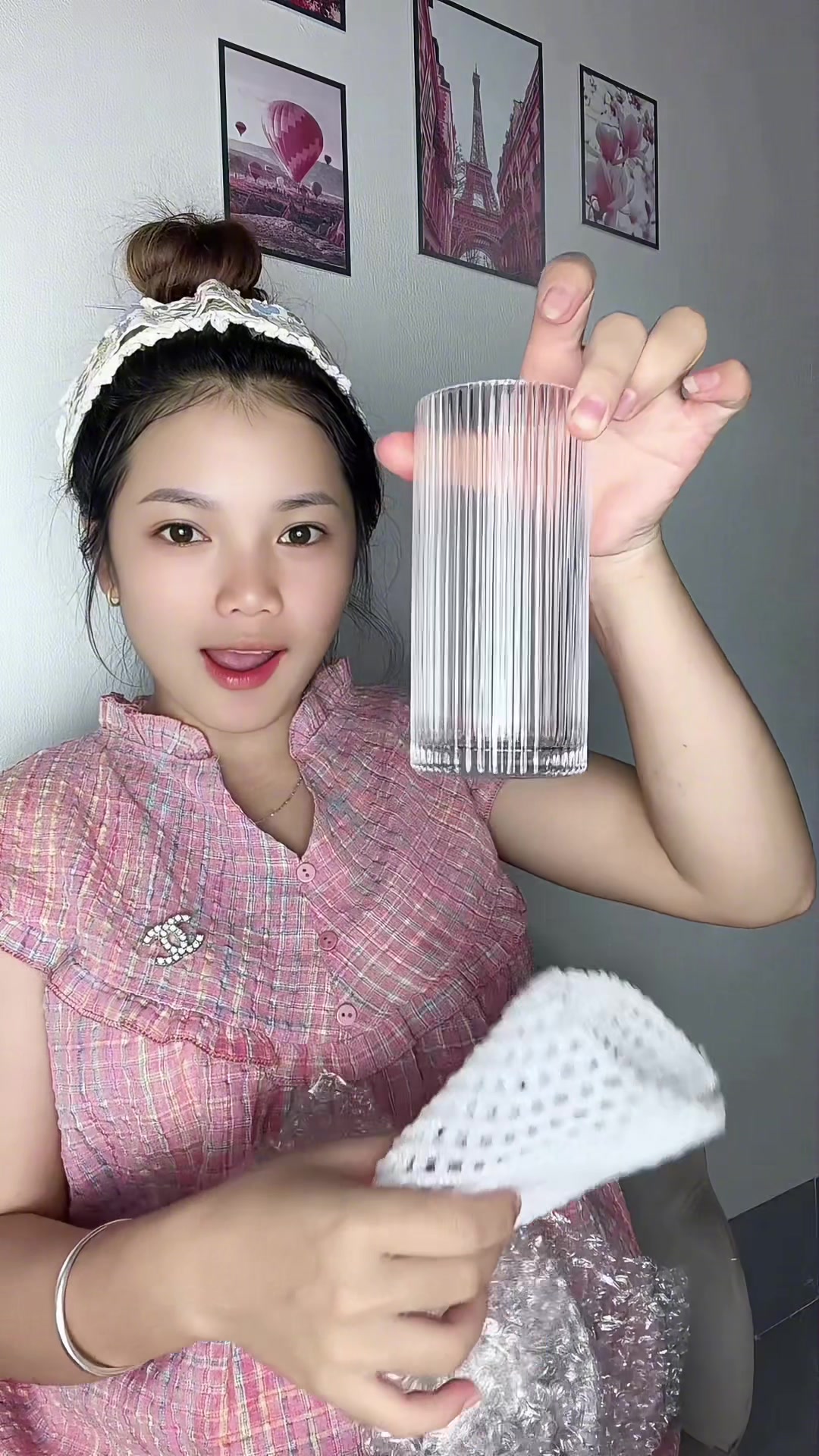 @Hoàng Yến 🌹