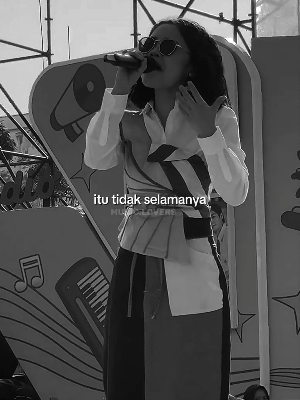 @MUSIC.LOVERS🎶